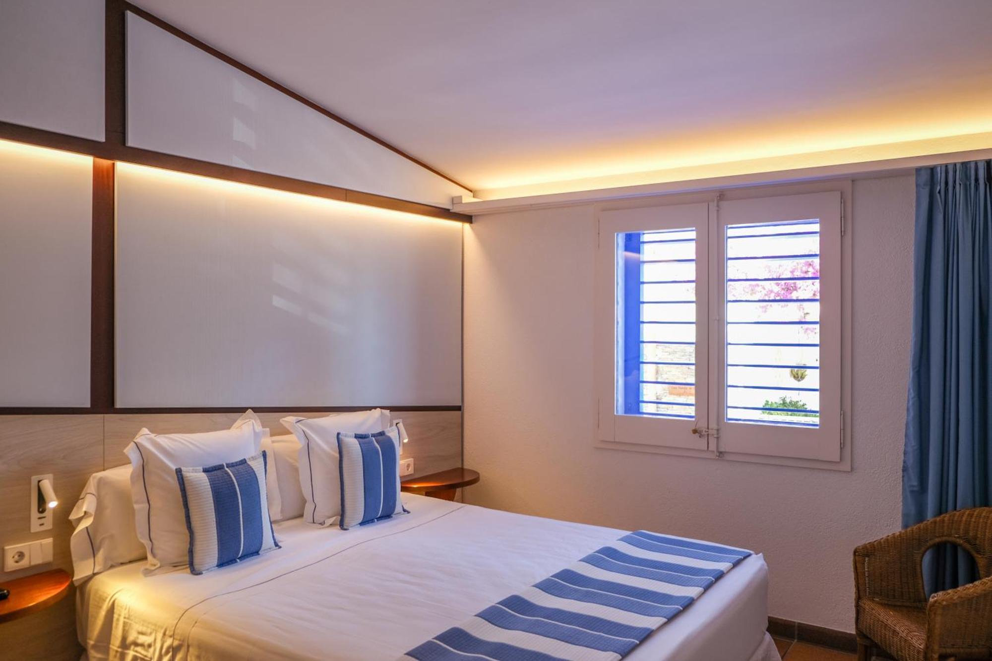 Hotel Blaumar Cadaques By Fimedhotels (Adults Only) Dış mekan fotoğraf