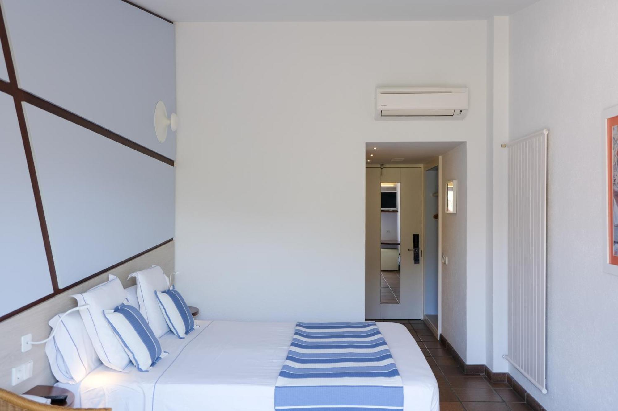 Hotel Blaumar Cadaques By Fimedhotels (Adults Only) Dış mekan fotoğraf