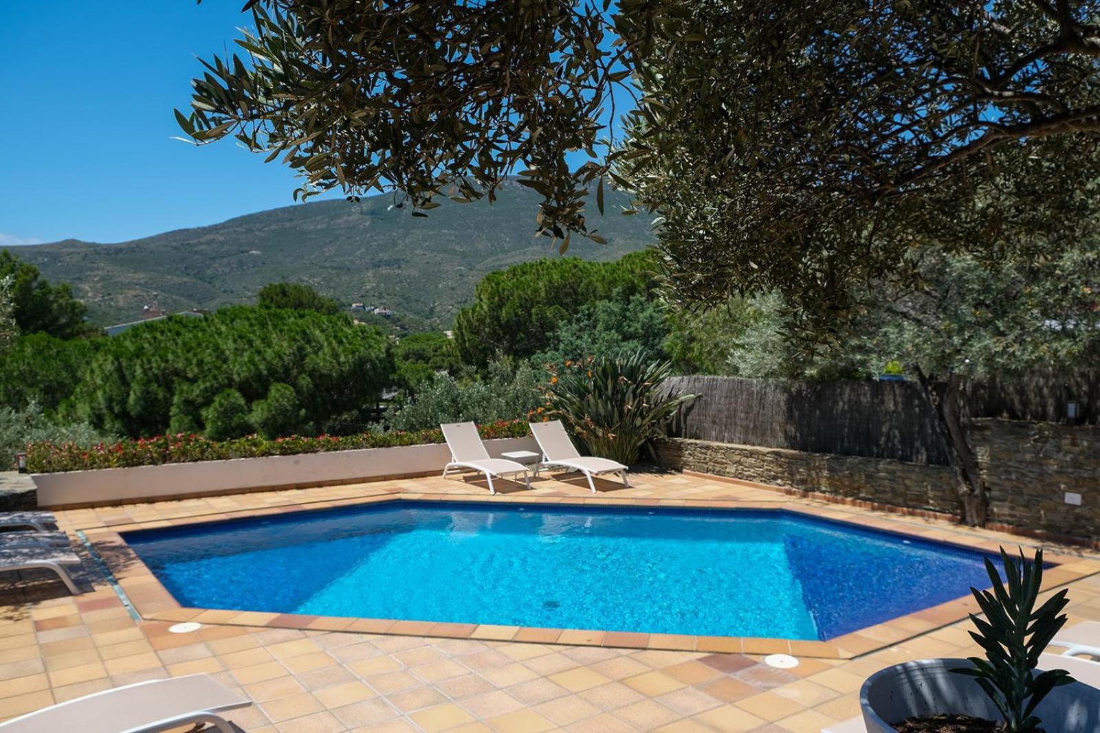 Hotel Blaumar Cadaques By Fimedhotels (Adults Only) Dış mekan fotoğraf