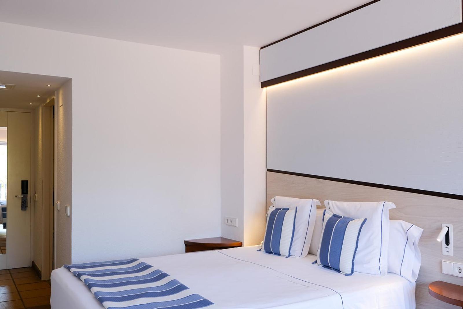Hotel Blaumar Cadaques By Fimedhotels (Adults Only) Dış mekan fotoğraf