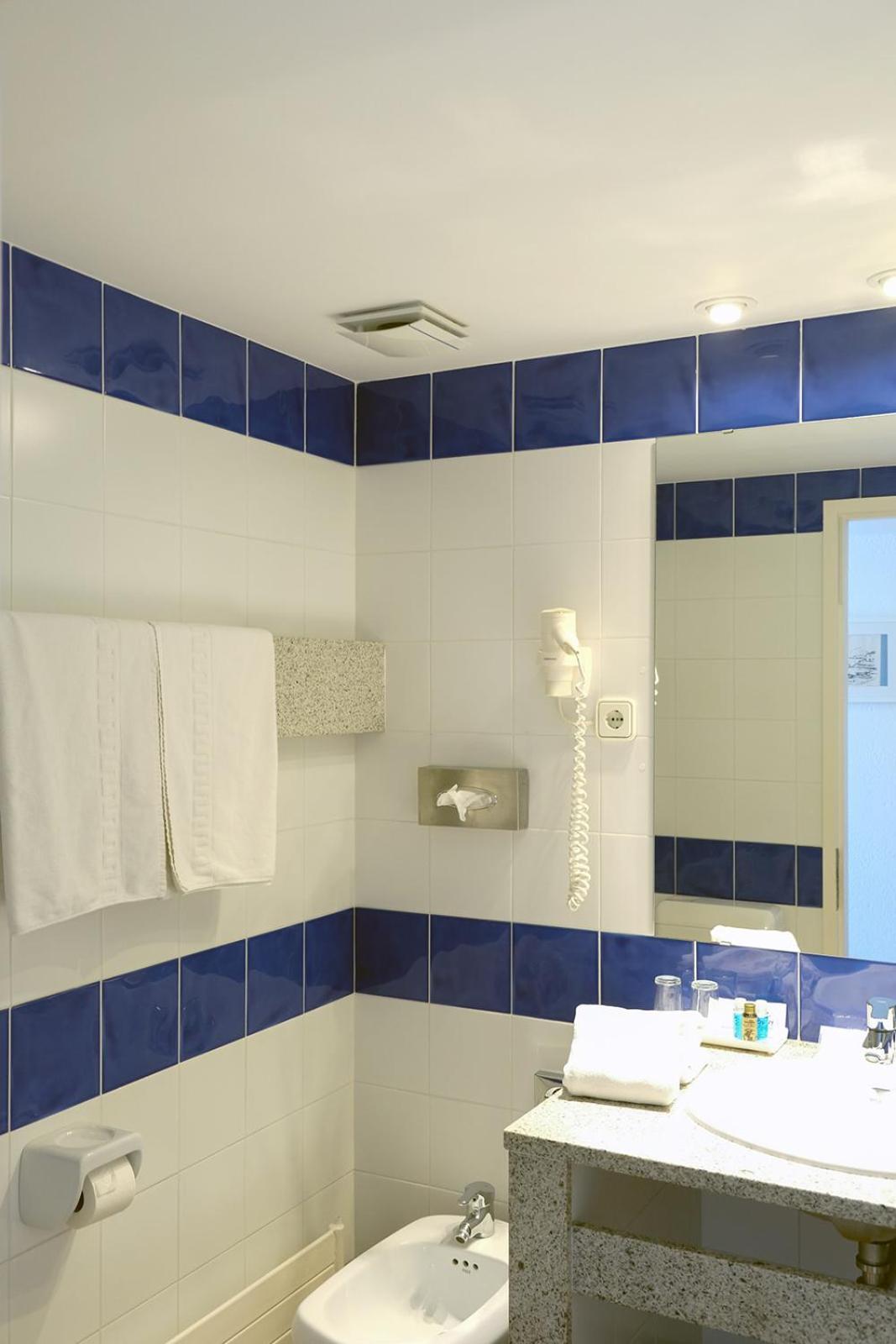 Hotel Blaumar Cadaques By Fimedhotels (Adults Only) Dış mekan fotoğraf